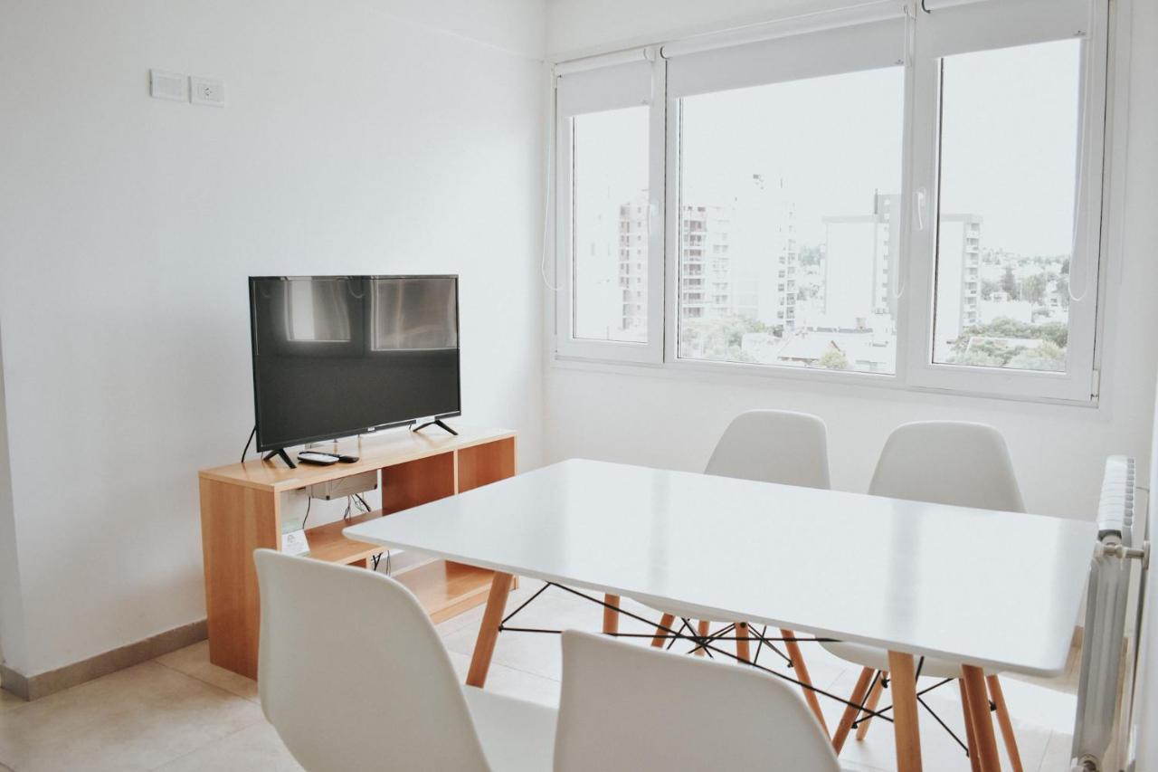 Corrientes Premium Con Desayuno Apartman Bahía Blanca Kültér fotó
