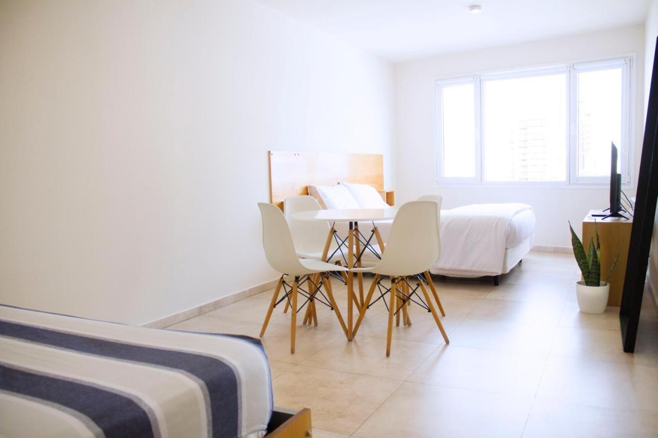 Corrientes Premium Con Desayuno Apartman Bahía Blanca Kültér fotó